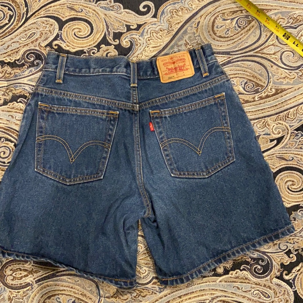 Women’s Levi’s 550 Denim Shorts Size 8